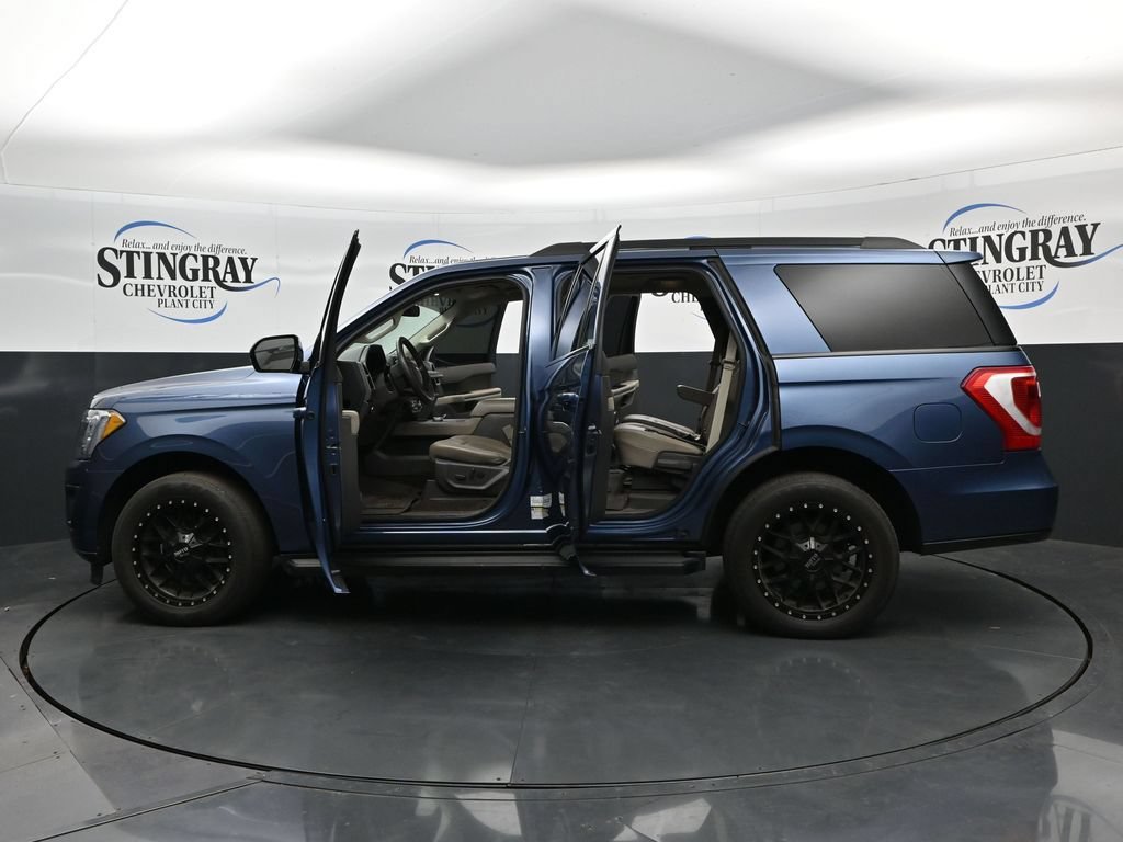Used 2020 Ford Expedition XLT w/ Equipment Group 202A RWD image 37