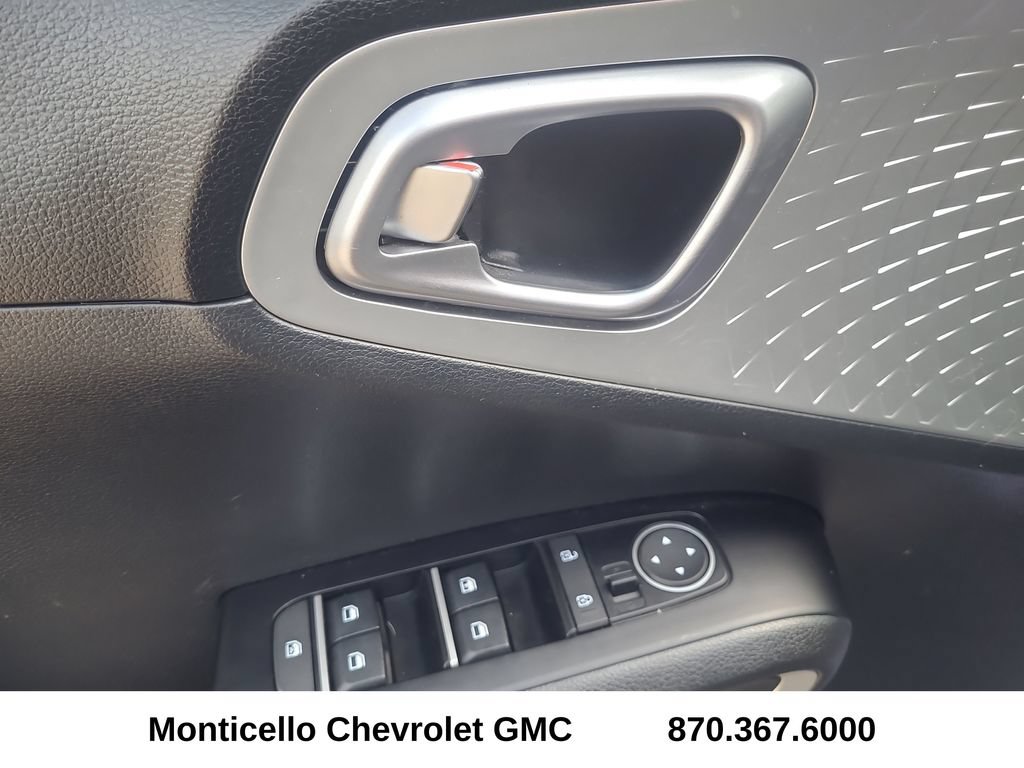Used 2025 Kia Soul LX w/ LX Technology Package FWD image 13