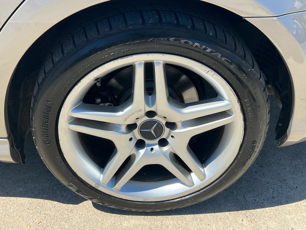 Used 2006 Mercedes-Benz CLS 500 image 16