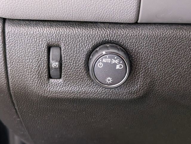 Used 2022 Chevrolet Colorado W/T w/ Custom Special Edition image 27