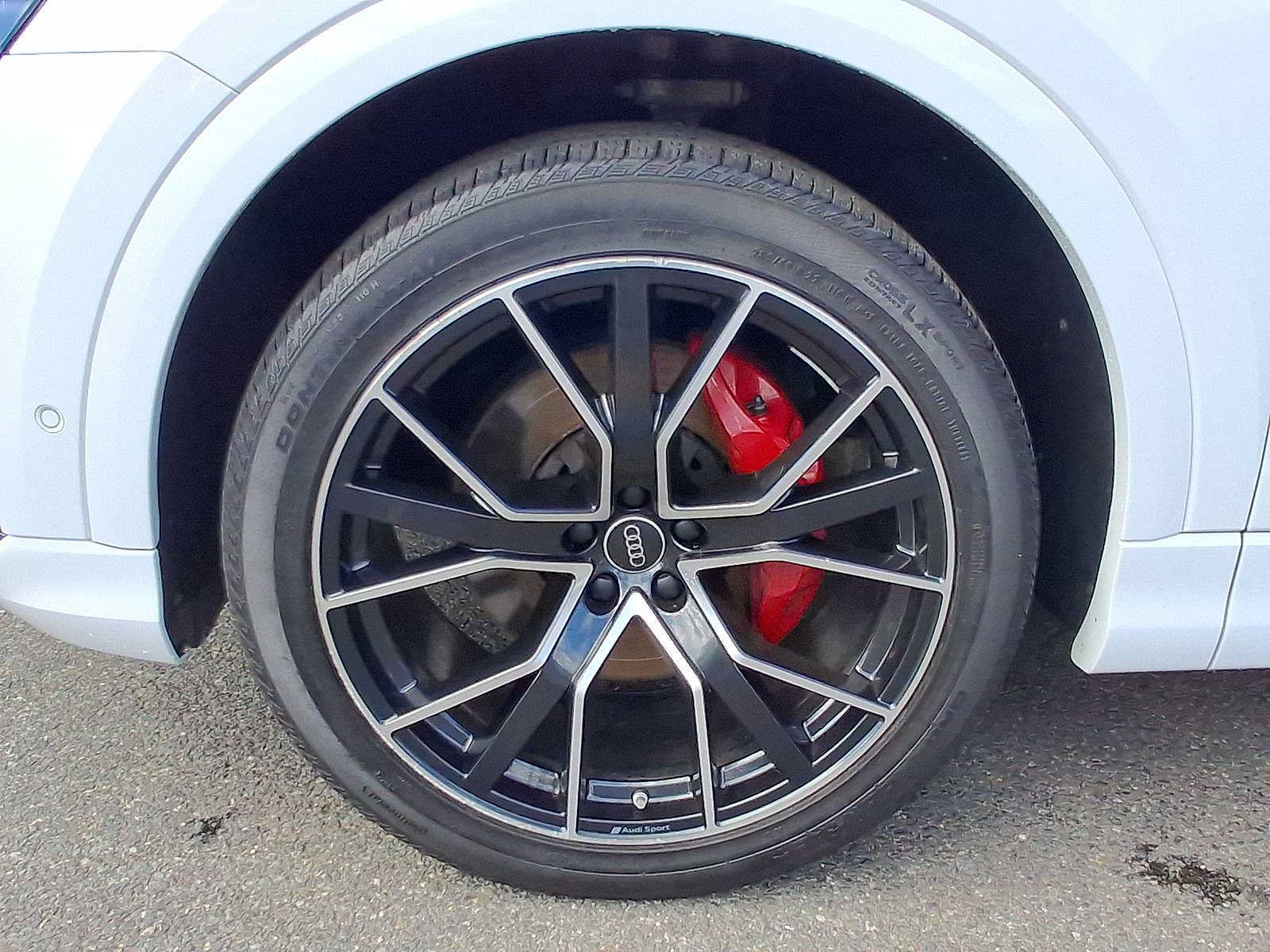 Certified 2023 Audi Q8 Premium Plus AWD/4WD image 33