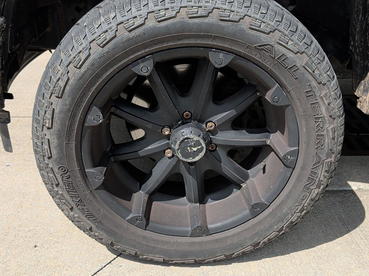 Used 2017 Ford F150 XLT w/ Equipment Group 302A Luxury AWD/4WD image 26
