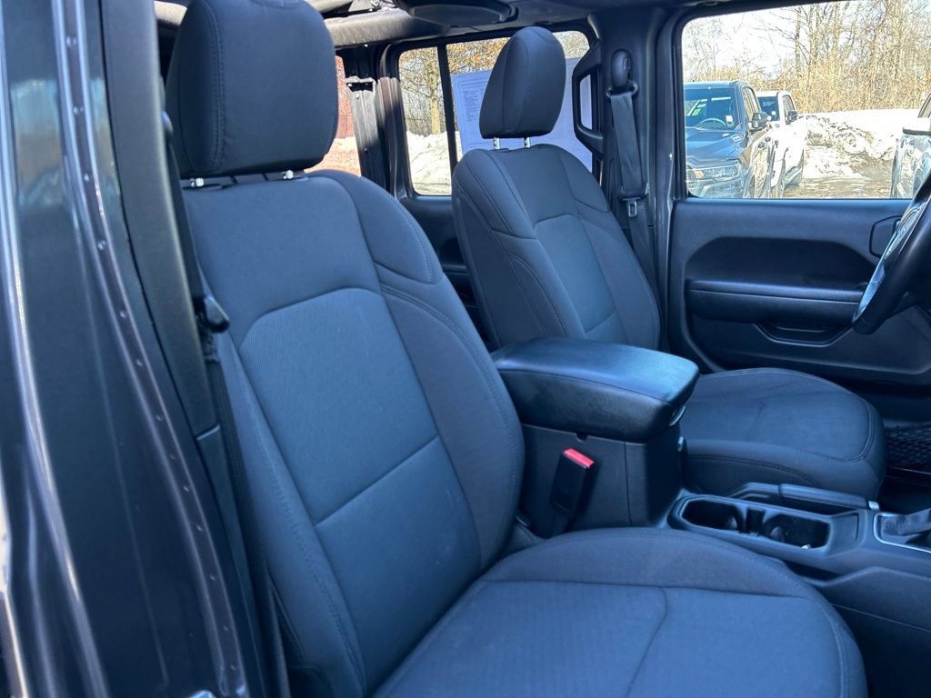 Used 2022 Jeep Wrangler Unlimited Sport AWD/4WD image 29