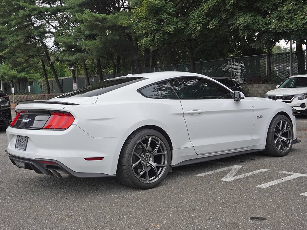 Used 2019 Ford Mustang GT Premium w/ Performance Package - Level 2 RWD image 8