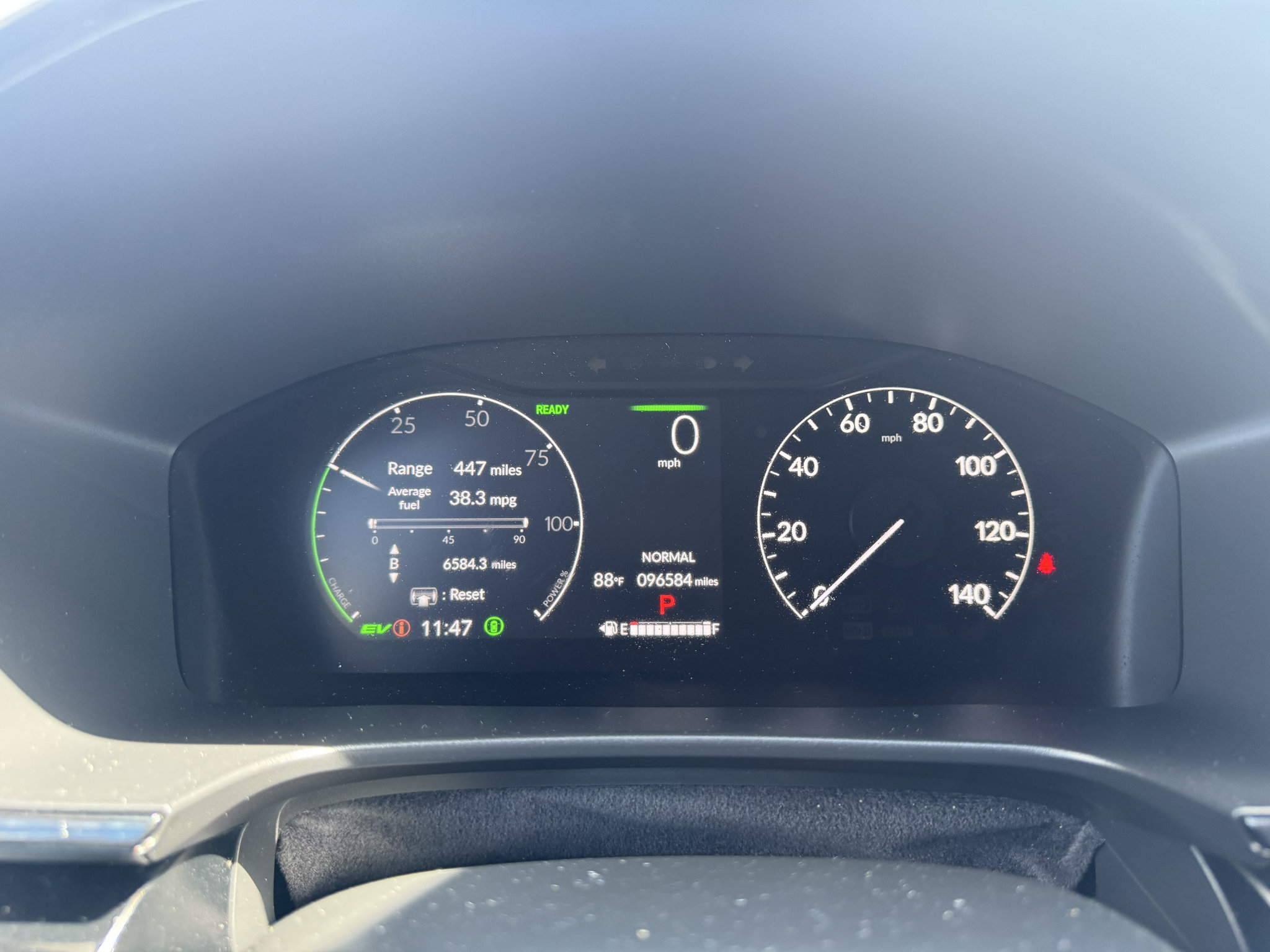 Used 2025 Honda CR-V Sport Touring image 17