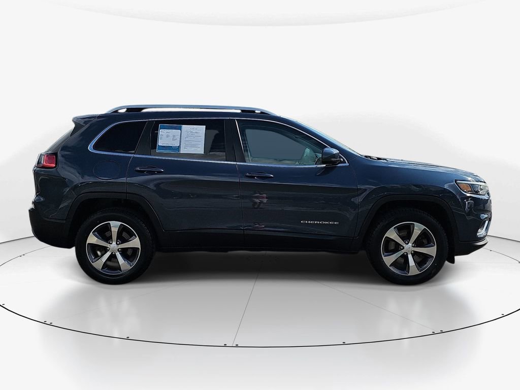 Used 2019 Jeep Cherokee Limited AWD/4WD image 5