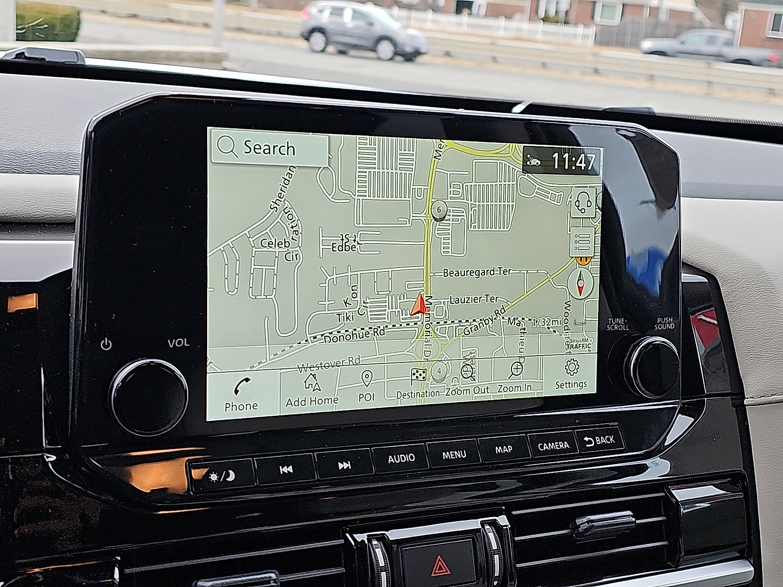 New 2025 Nissan Pathfinder SL image 11