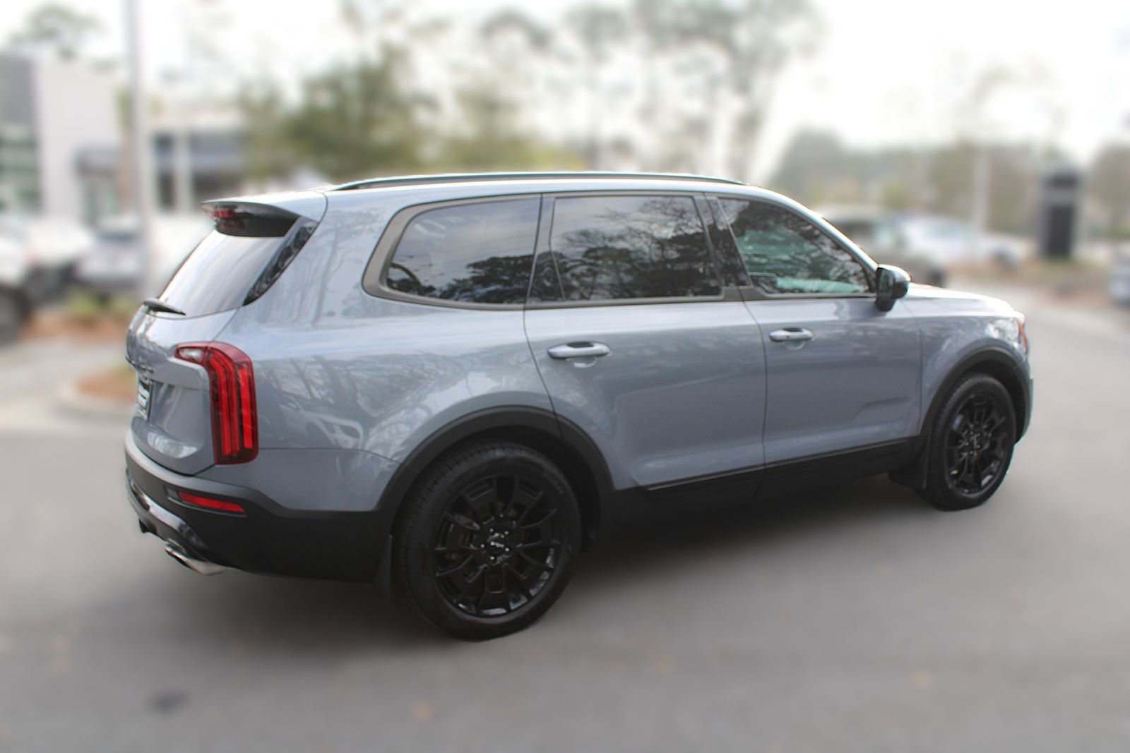 Used 2022 Kia Telluride SX w/ SX Prestige Package image 14