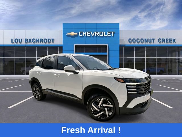 Used 2025 Nissan Kicks SV