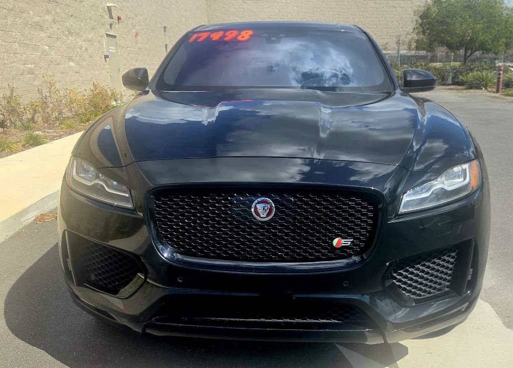 Used 2020 Jaguar F-PACE S image 3