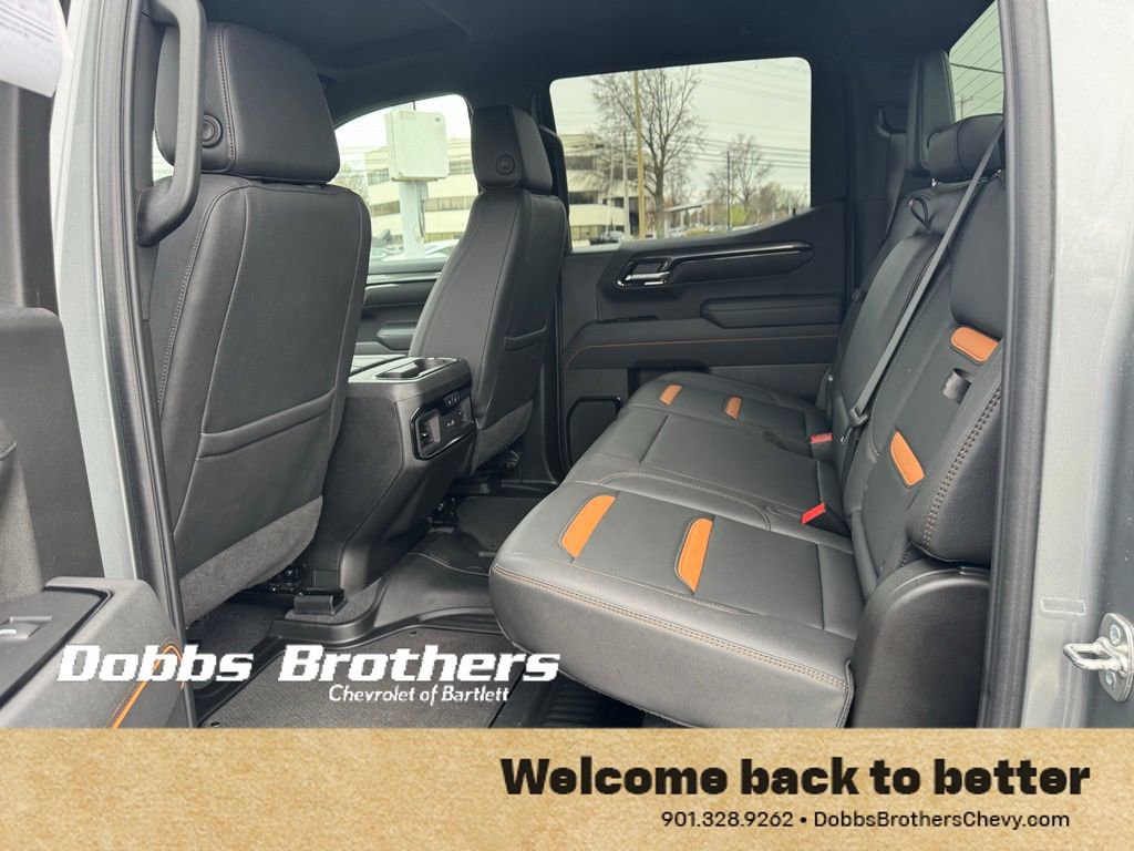 Used 2025 GMC Sierra 1500 AT4 image 34