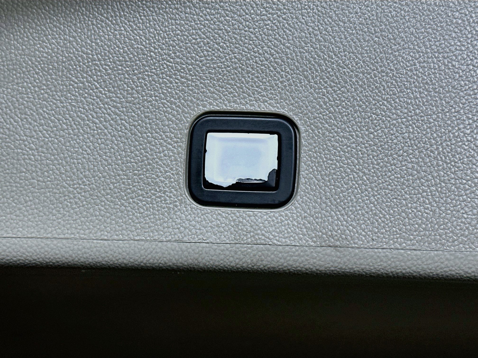 Used 2013 Cadillac SRX Luxury w/ Driver Awareness Package FWD image 29