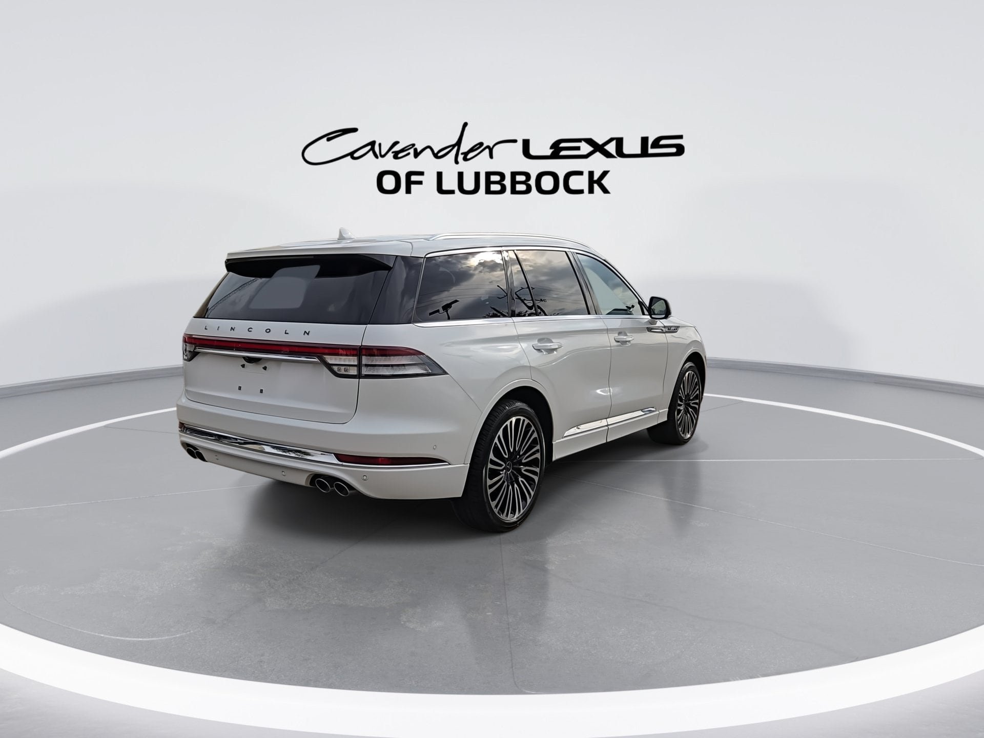 Used 2023 Lincoln Aviator Black Label AWD/4WD image 8