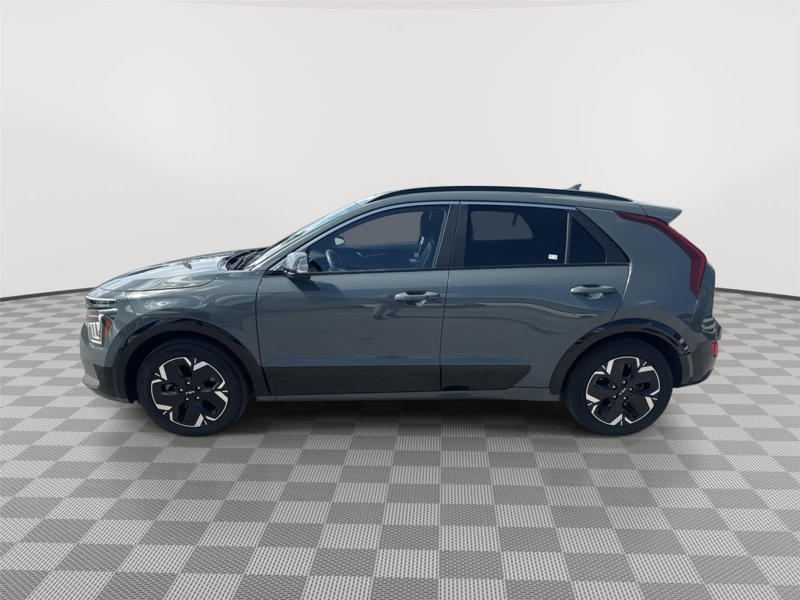 Used 2023 Kia Niro Wind FWD image 9