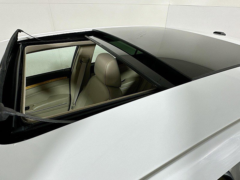 Used 2012 Chrysler 300 Limited w/ Luxury Group image 14