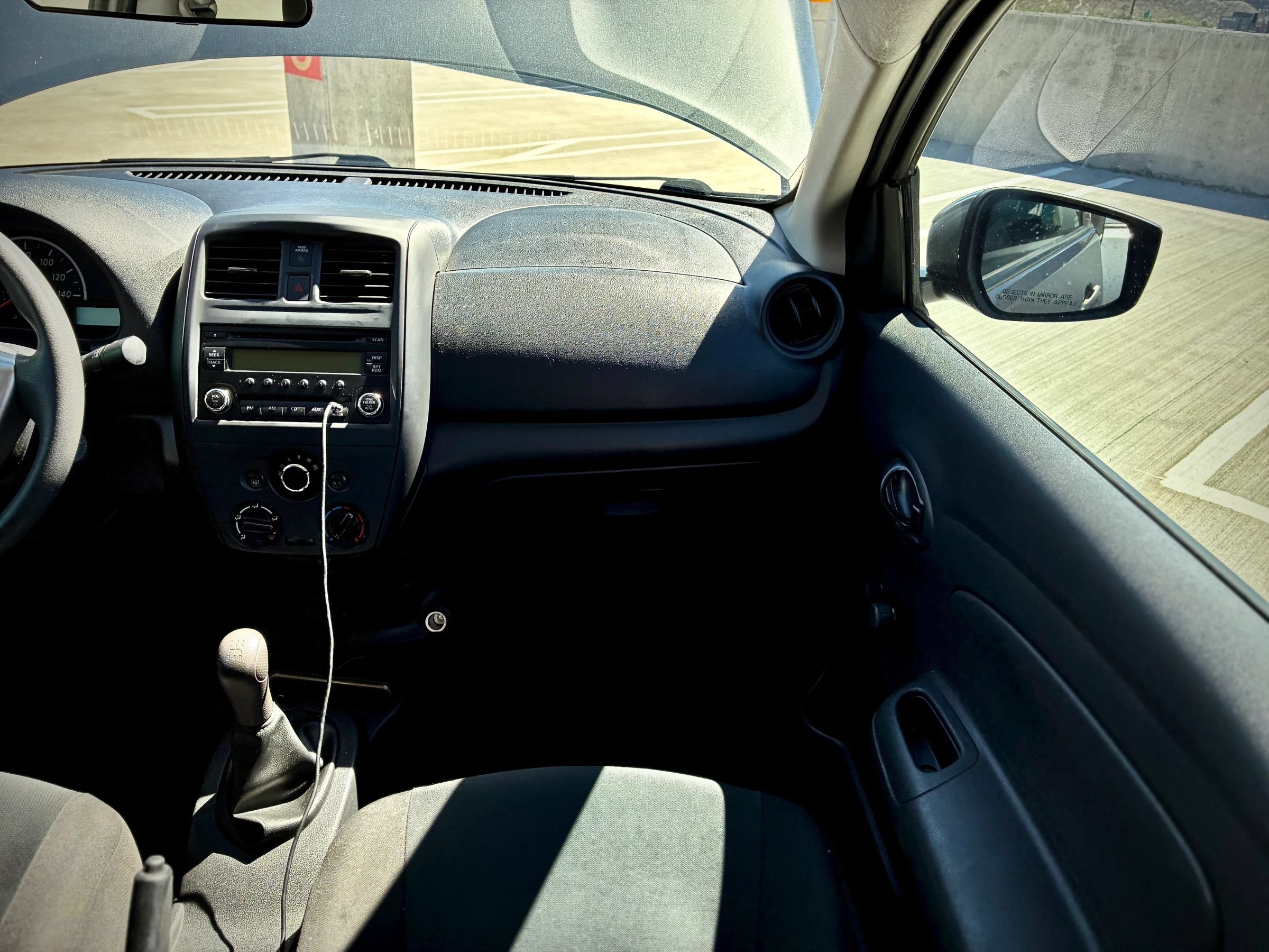 Used 2018 Nissan Versa S FWD image 30