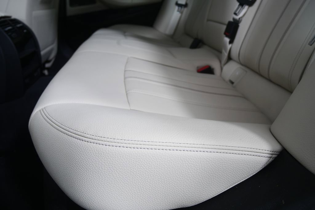 Certified 2023 BMW 530i w/ Premium Package image 15