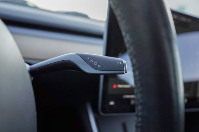 Used 2019 Tesla Model 3 Long Range image 16