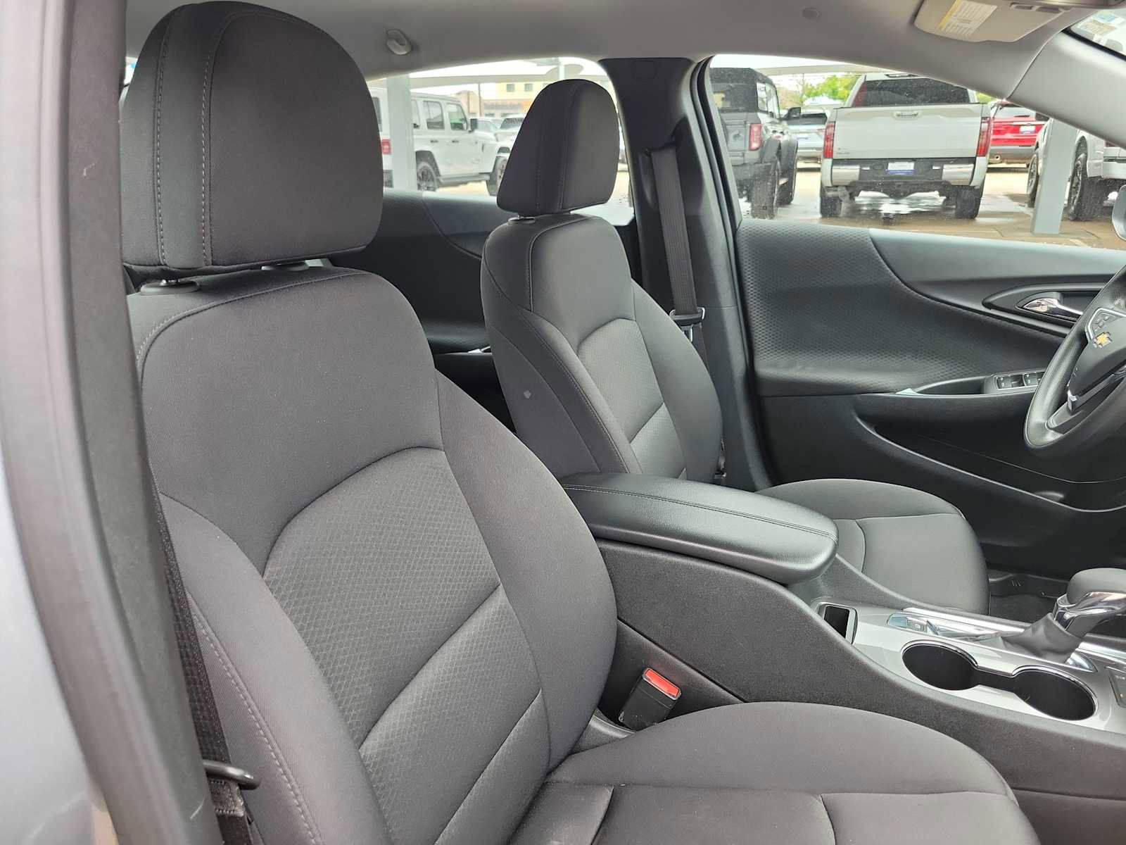 Used 2024 Chevrolet Malibu LT FWD image 18