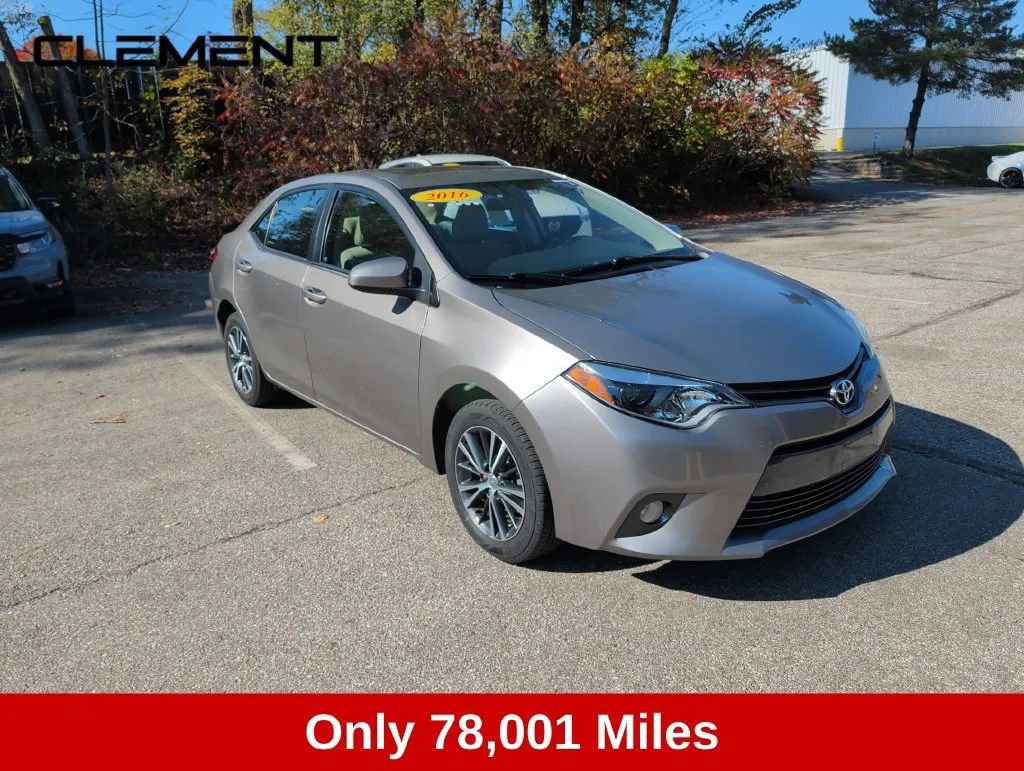 Used 2016 Toyota Corolla LE FWD image 12