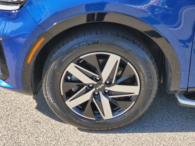 Used 2022 Kia Sorento S w/ Panoramic Sunroof Package image 9