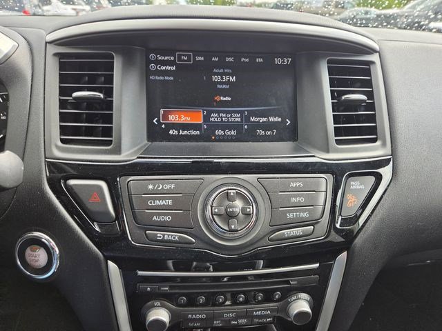 Used 2017 Nissan Pathfinder SV image 6