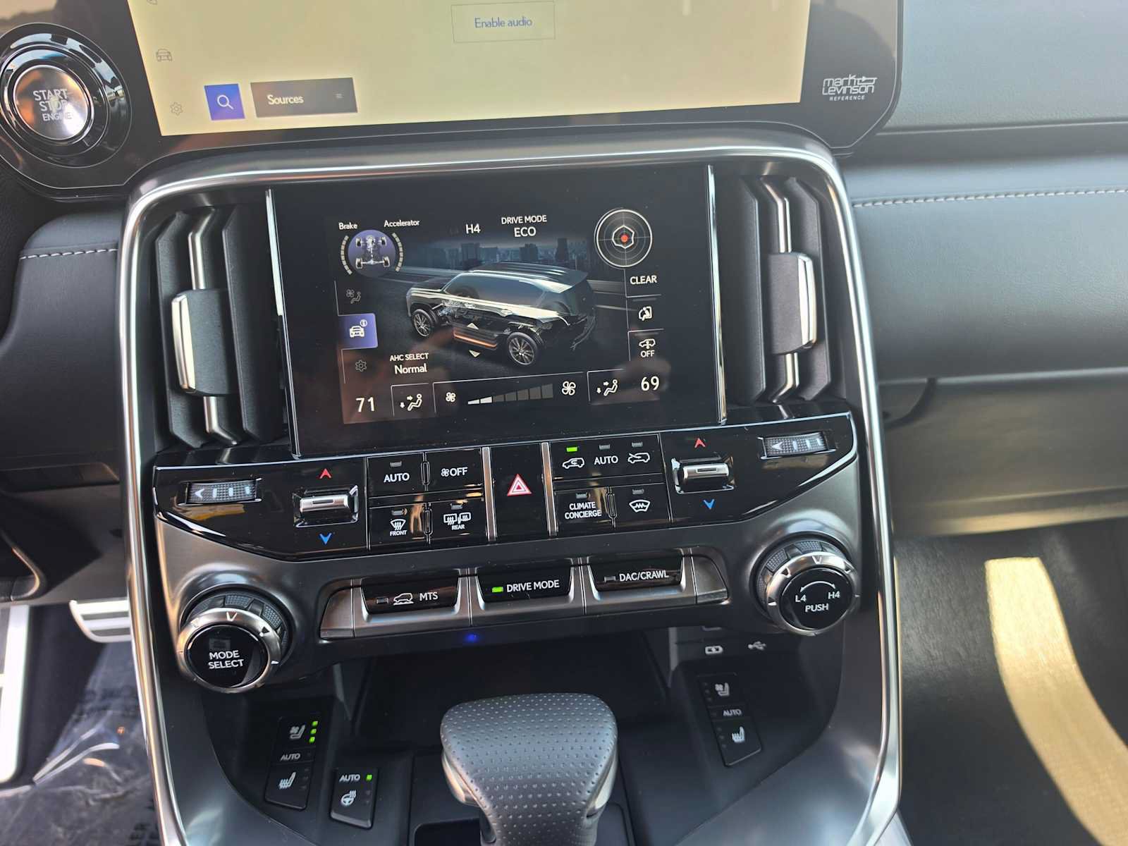 Used 2026 Lexus LX 600 F Sport AWD/4WD image 28