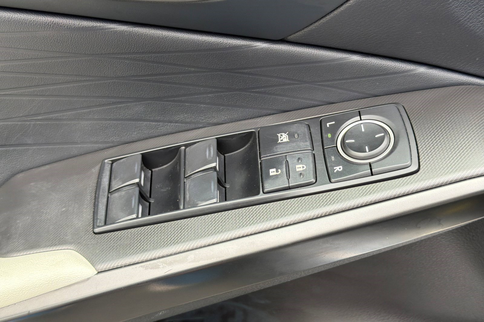 Certified 2023 Lexus IS 350 F Sport RWD image 13