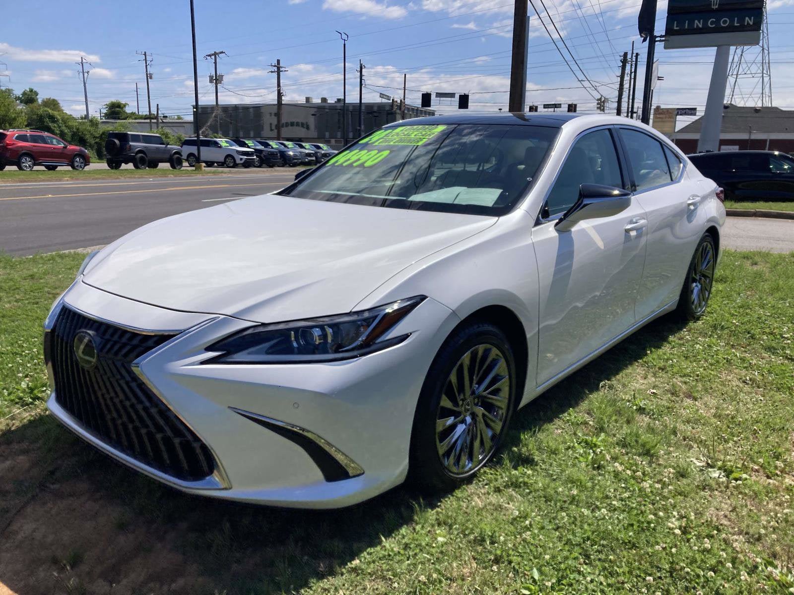 Used 2024 Lexus ES 350 w/ Luxury Package FWD image 8