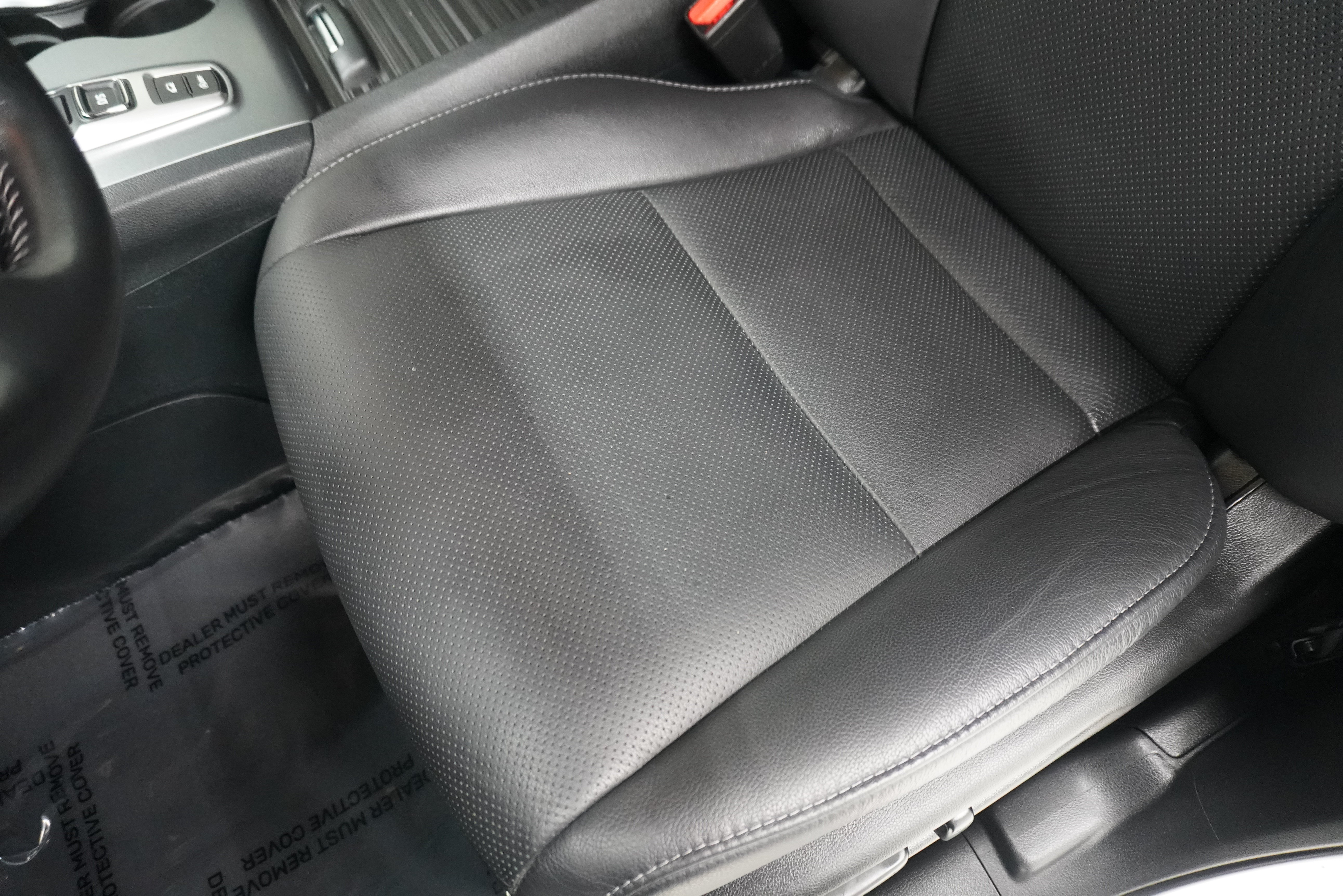 Used 2023 Honda Passport EX-L image 12