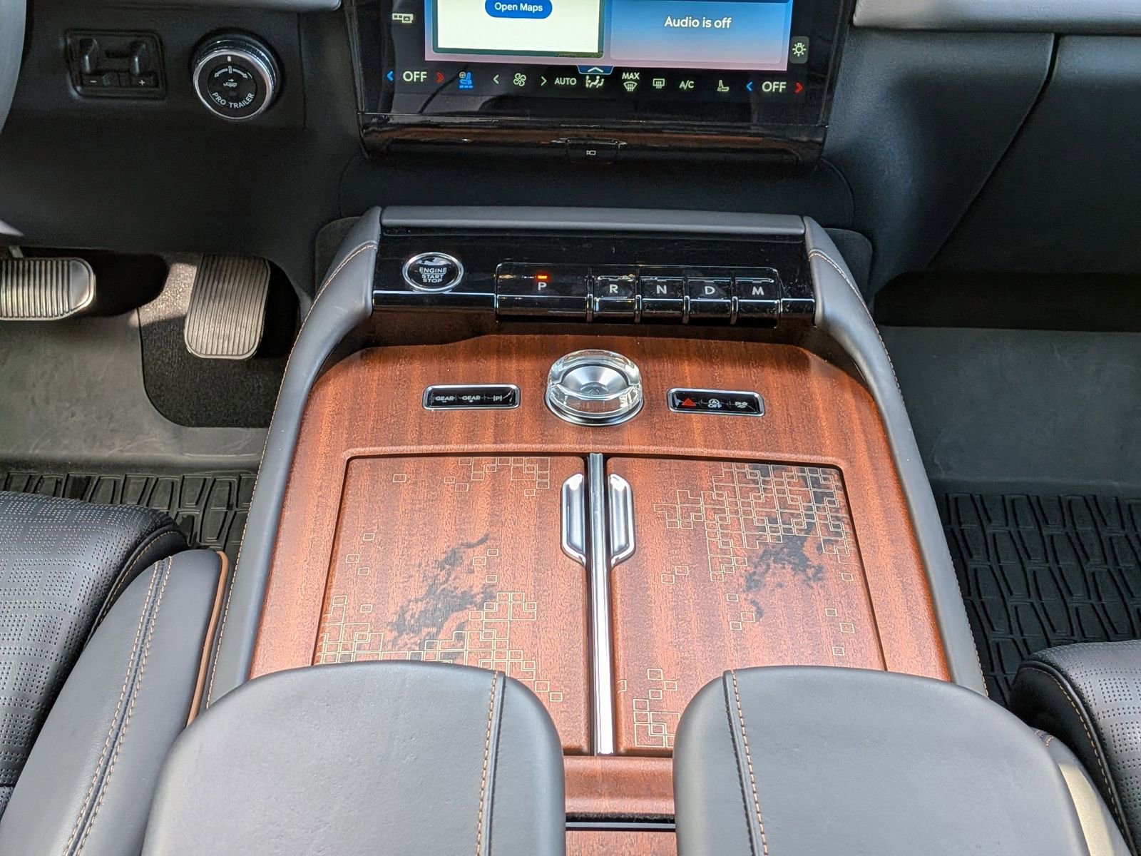 Used 2025 Lincoln Navigator Black Label image 22