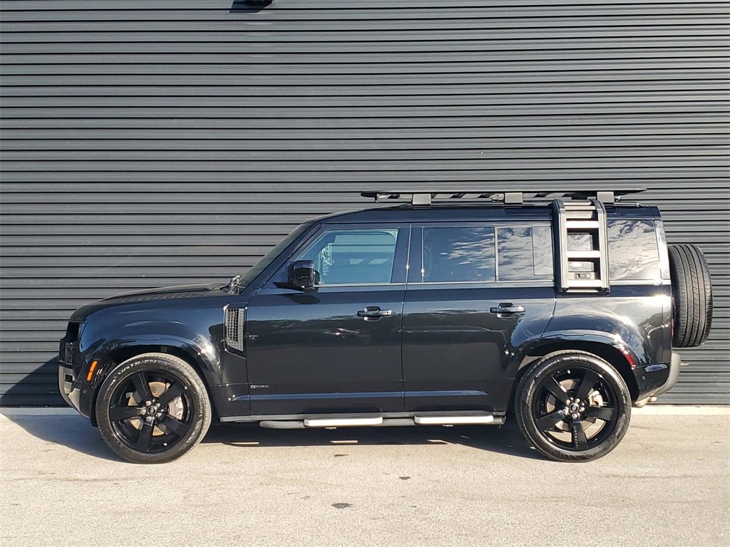 Used 2021 Land Rover Defender 110 X-Dynamic HSE image 2