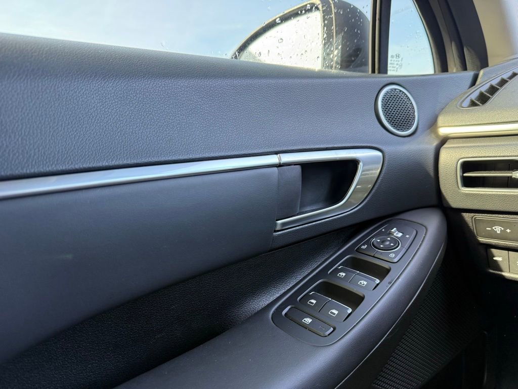 Used 2022 Hyundai Sonata SEL w/ Convenience Package image 11