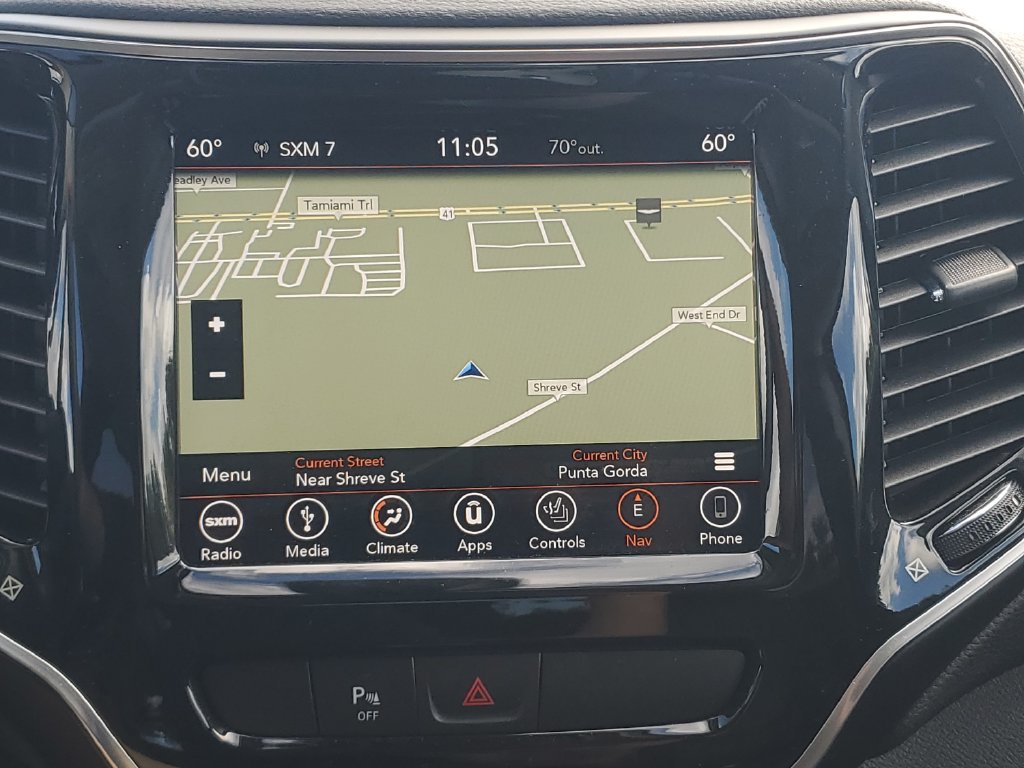 Used 2019 Jeep Cherokee Limited AWD/4WD image 19