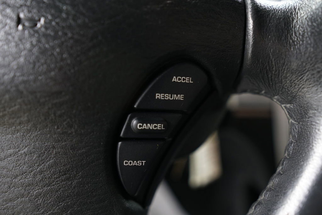 Used 2005 Chrysler Sebring Touring image 24