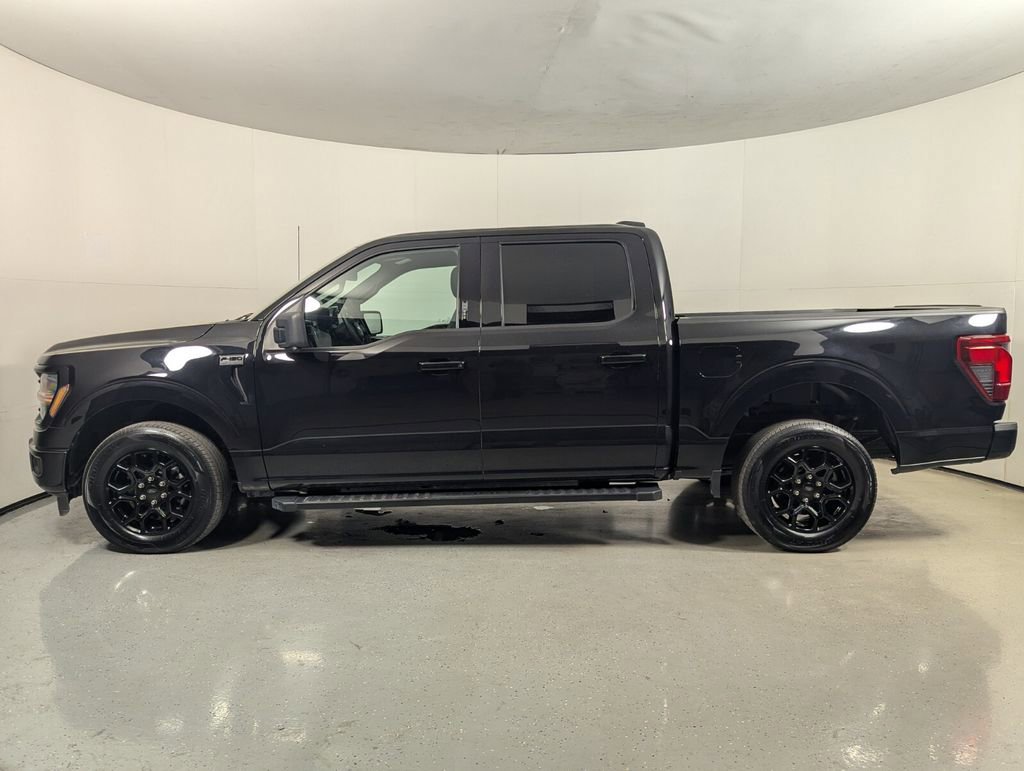 Used 2024 Ford F150 XLT w/ XLT Black Appearance Package image 4