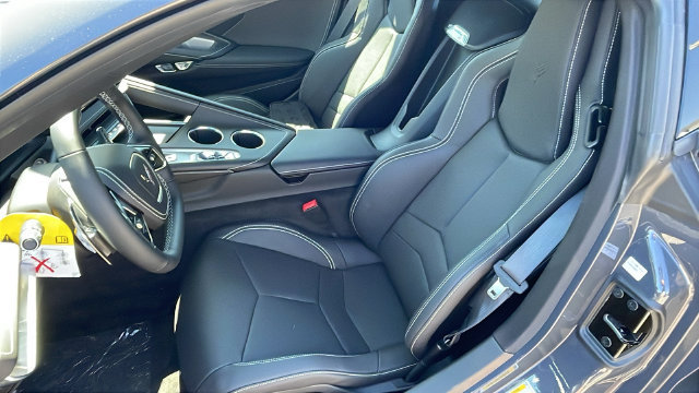New 2027 Chevrolet Corvette Grand Sport w/ Z52 Sport Performance Package RWD image 12