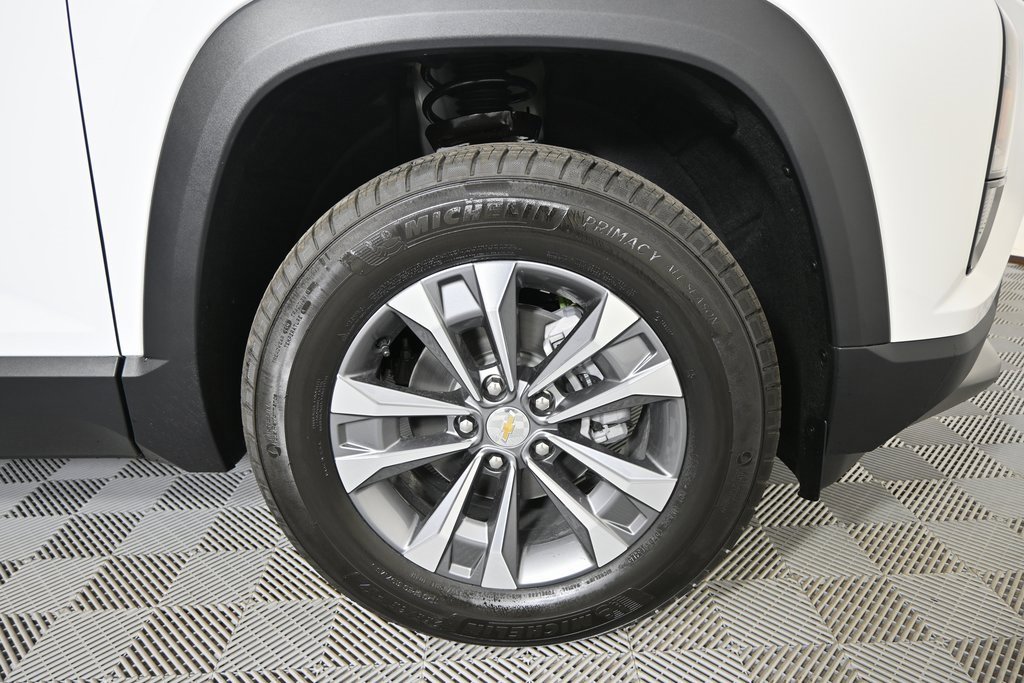 New 2026 Chevrolet Equinox LT w/ Convenience Package II image 11