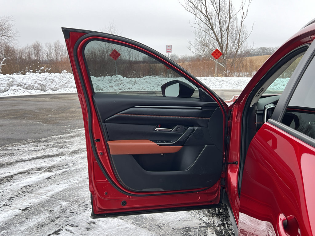 Used 2023 MAZDA CX-50 AWD 2.5 Turbo image 13