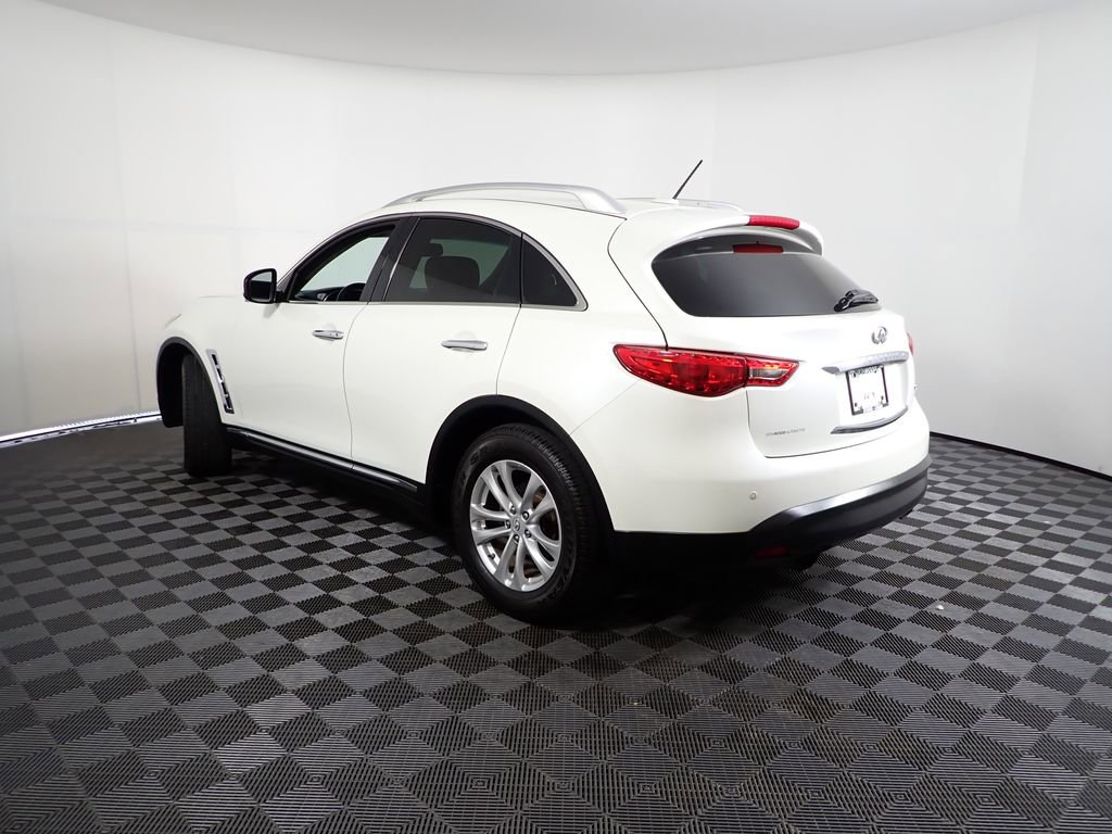 Used 2017 INFINITI QX70 AWD w/ Premium Package image 12