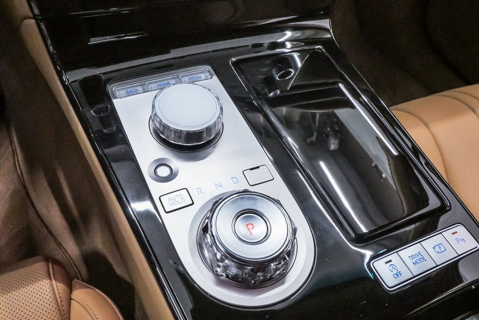 Certified 2025 Genesis G80 2.5T image 20