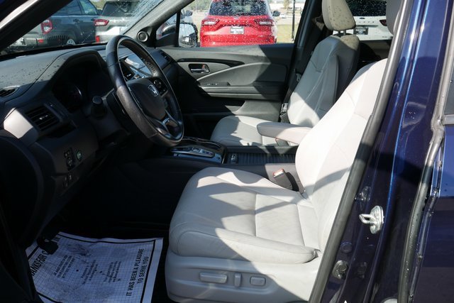 Used 2019 Honda Passport Touring image 2