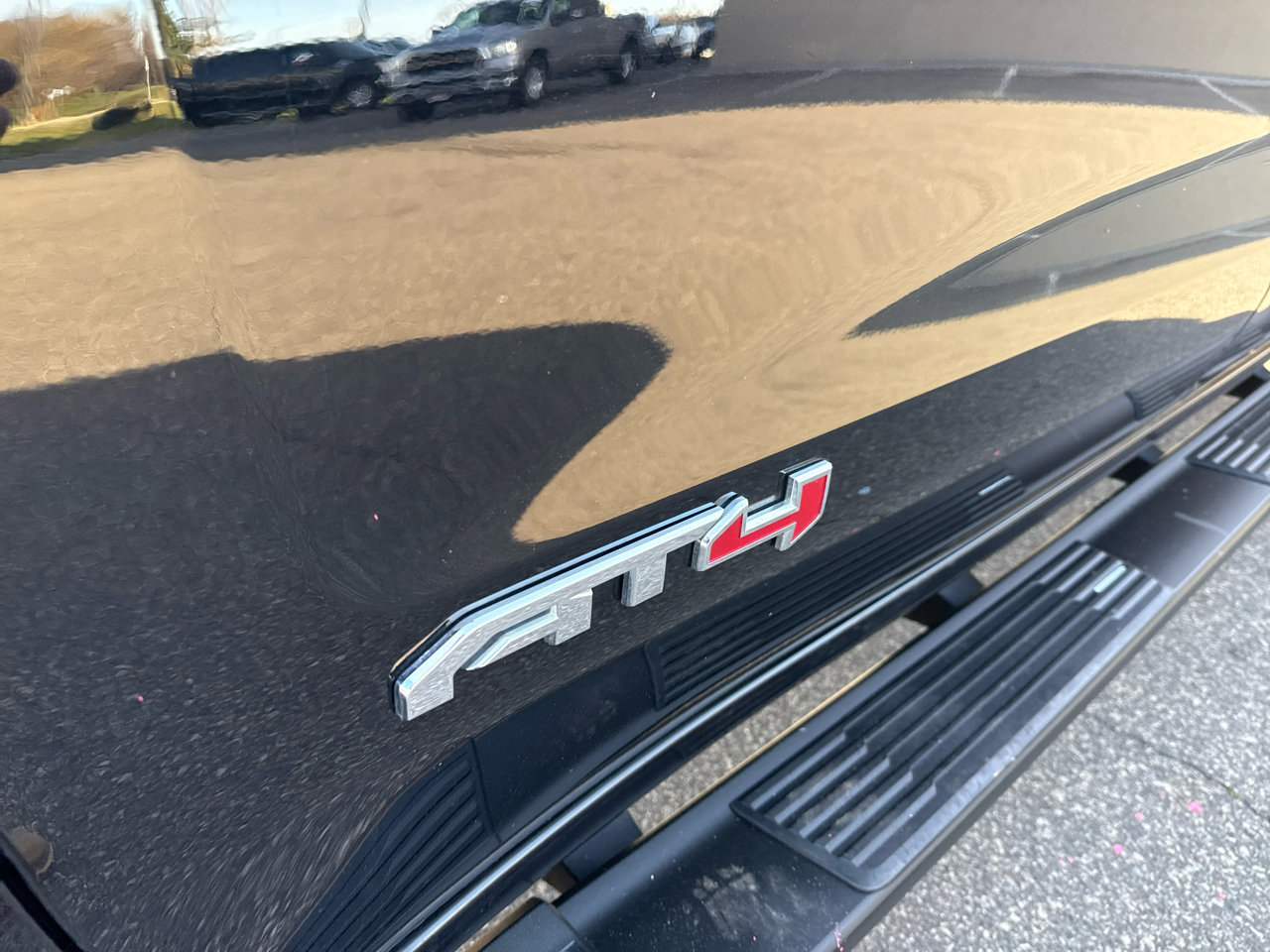 Used 2021 GMC Sierra 1500 AT4 w/ AT4 Value Package image 11