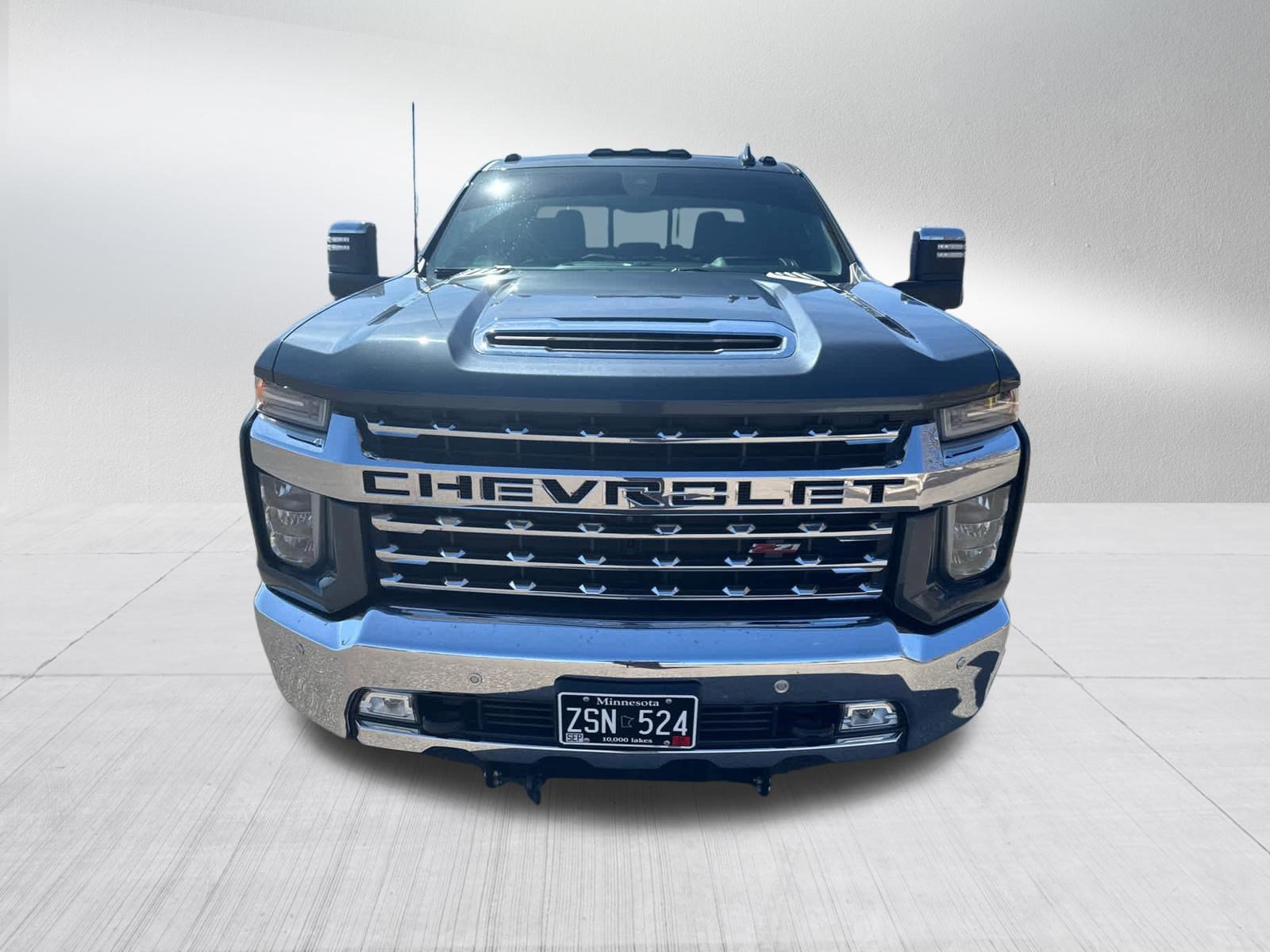 Used 2020 Chevrolet Silverado 2500 LTZ w/ LTZ Premium Package image 3