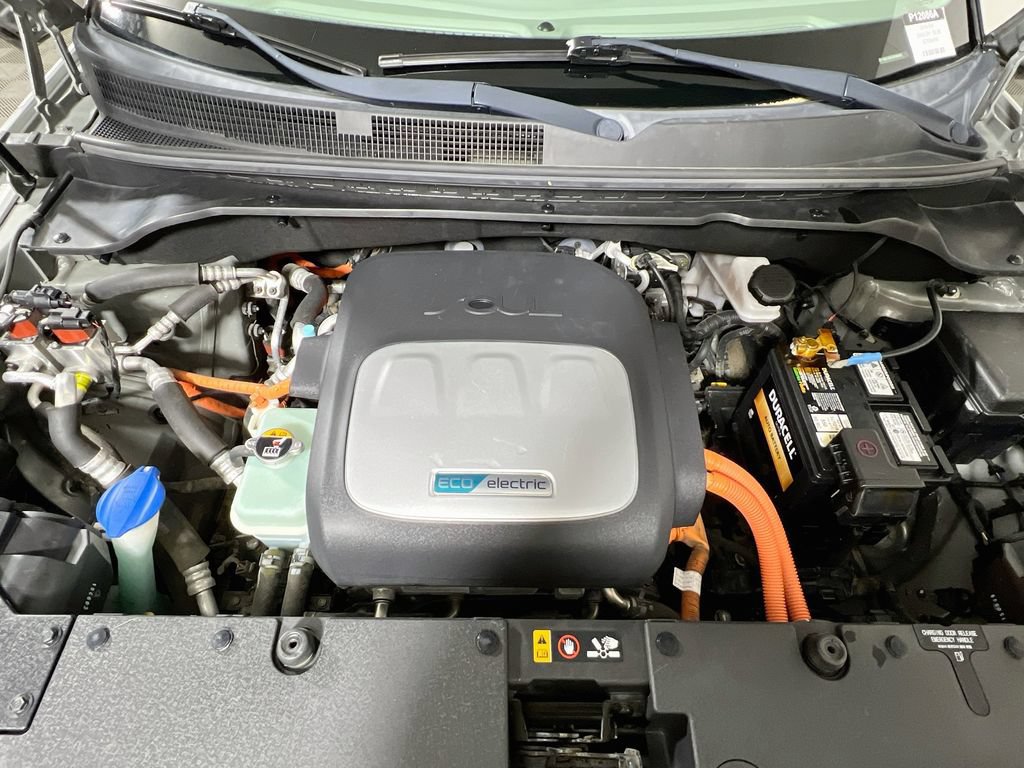 Used 2016 Kia Soul EV + w/ Sun & Fun Package FWD image 28