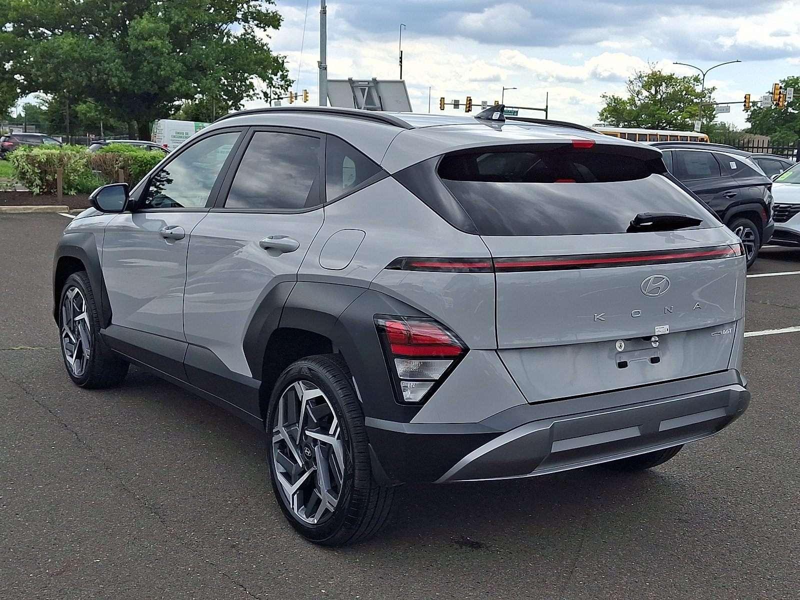Certified 2026 Hyundai Kona SEL Premium AWD/4WD image 4