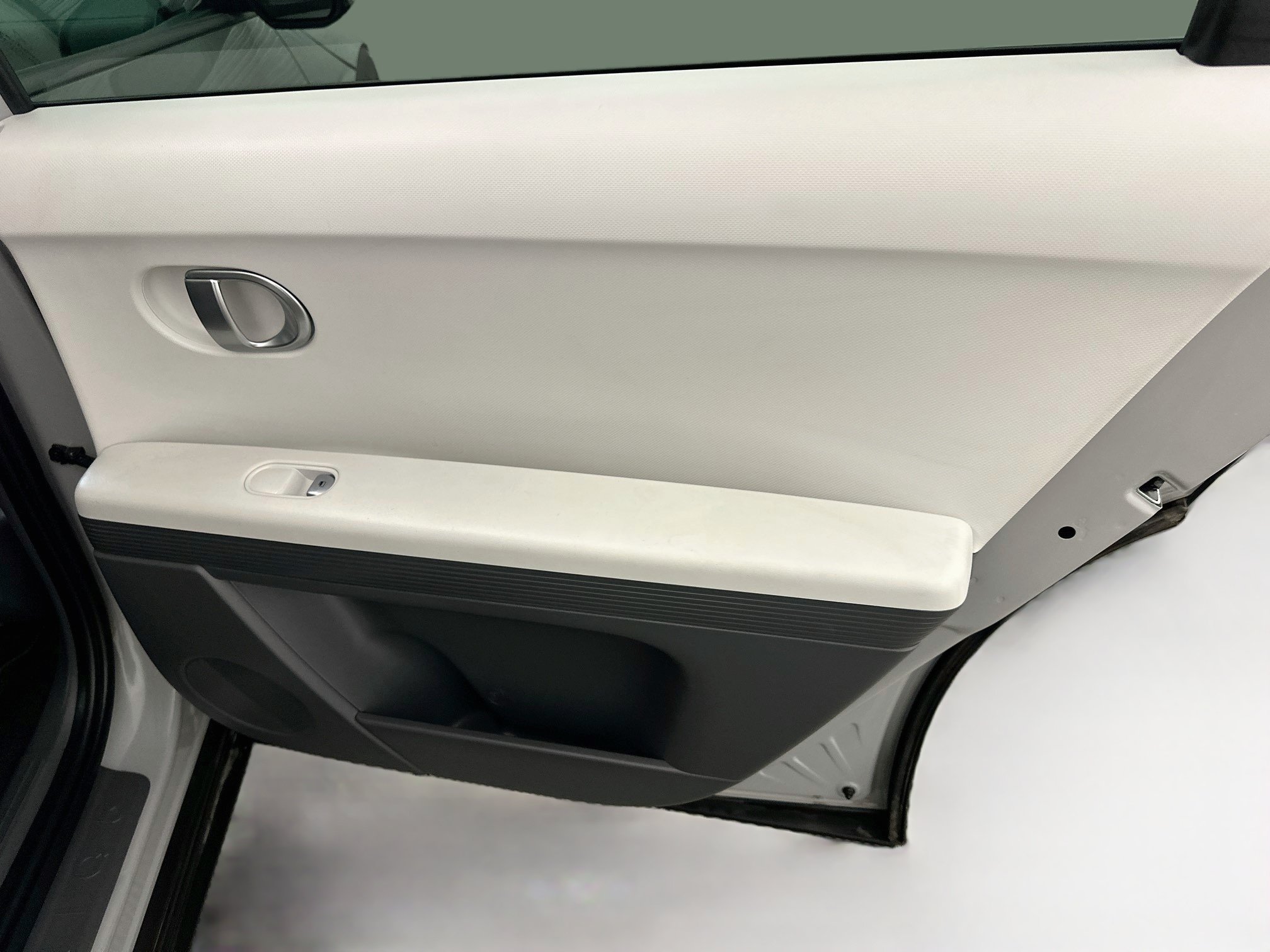 Used 2024 Hyundai Ioniq 5 SEL AWD/4WD image 32