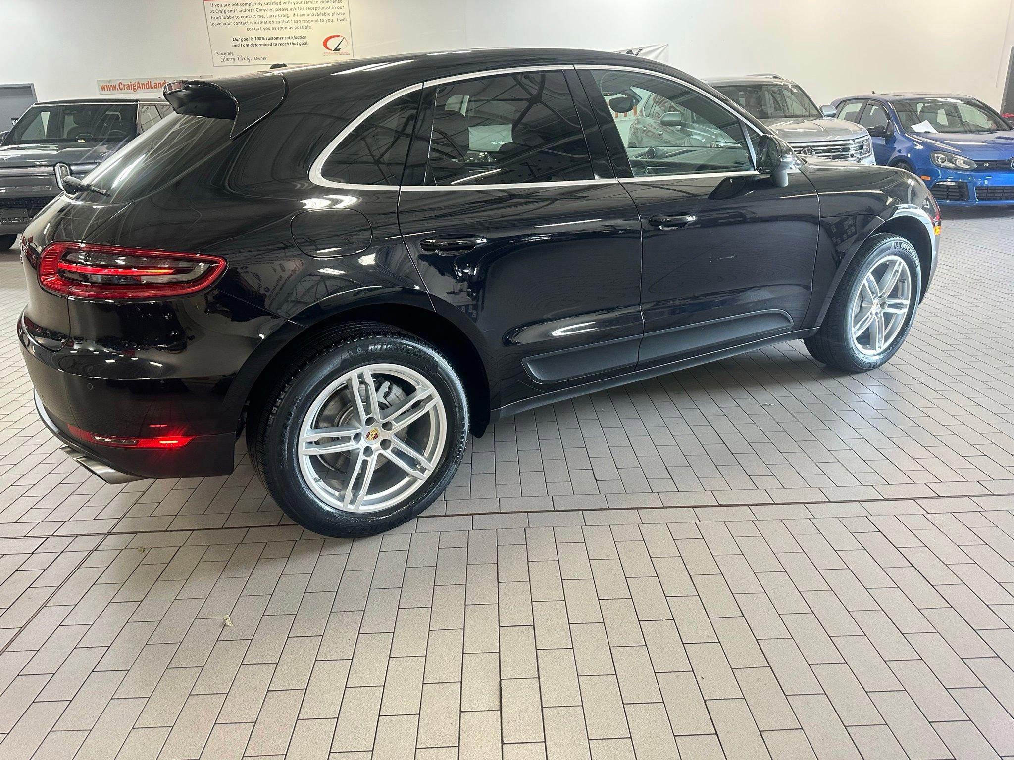 Used 2016 Porsche Macan S AWD/4WD image 3
