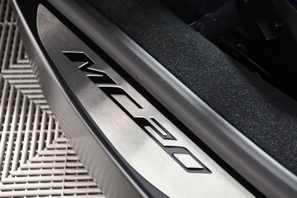 Used 2022 Maserati MC20 Coupe RWD image 19