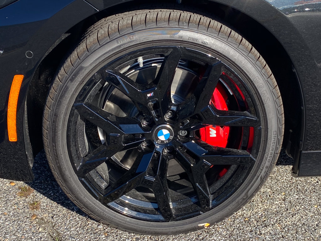 New 2026 BMW 330i xDrive Sedan w/ M Sport Package AWD/4WD image 8